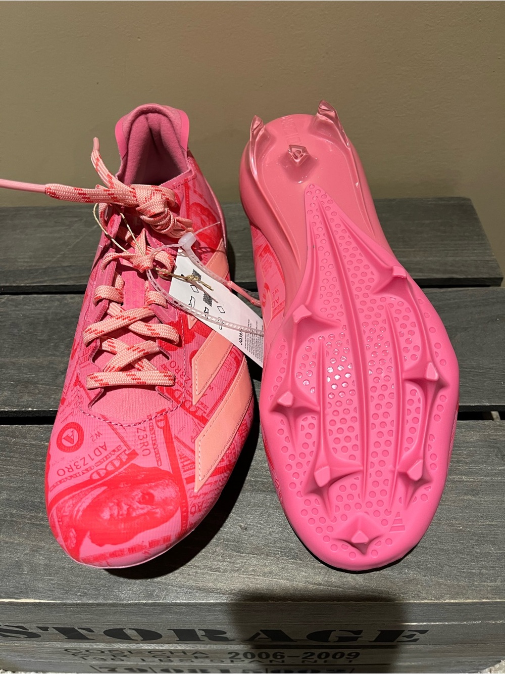 ADIZERO ELECTRIC II CURRENCY FOOTBALL CLEATS |NWOB| Sz M9:W10 | Pink Fusion - Picture 6 of 16